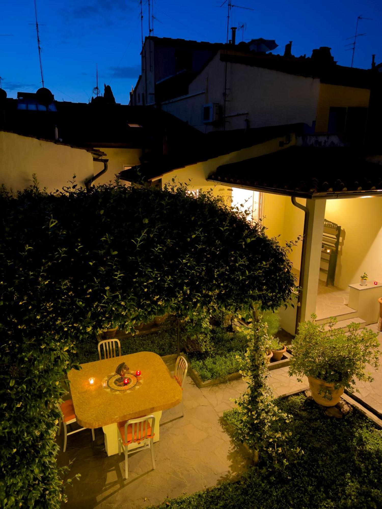 San Niccolo City Walls Garden Florence Buitenkant foto